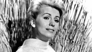 The Counterfeit Traitor