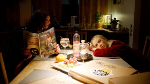 Alien 2 or: The Return of Valdis in 17 Chapters