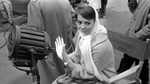 Love with the Proper Stranger