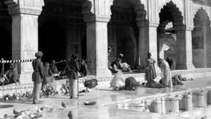 Shiraz: A Romance of India