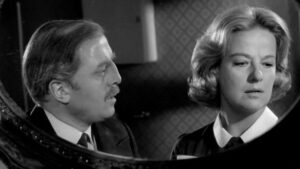 Seance on a Wet Afternoon