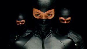 Reflection in a Dead Diamond