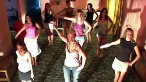 Céline and Julie Go Boating