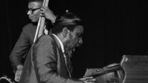 Thelonious Monk: Straight, No Chaser
