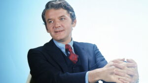 The Bold Ones: The Senator