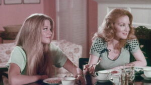 Mama’s Dirty Girls