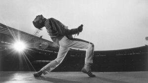 Queen: Live at Wembley Stadium