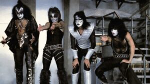 KISS Meets the Phantom of the Park