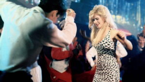 Mannequin Two: On the Move