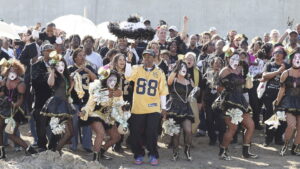 If God Is Willing and da Creek Don’t Rise