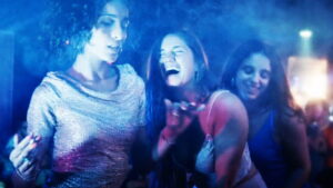 Mektoub, My Love: Canto Uno