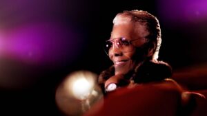 Dionne Warwick: Don’t Make Me Over