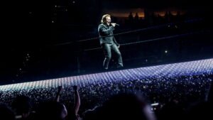 U2: iNNOCENCE + eXPERIENCE Live in Paris