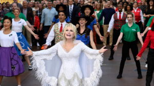 Dolly Parton’s Mountain Magic Christmas