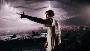 Apple Music Live: Fred again..