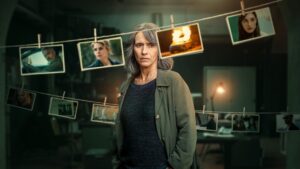 Sara – Woman in the Shadows